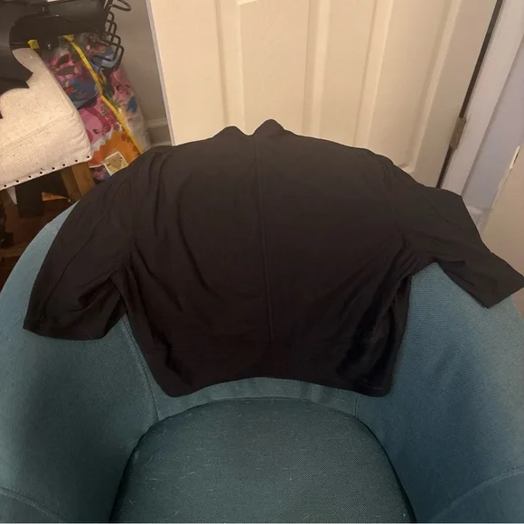 NWOT Lululemon Tight Fit Short Sleeve Size Large - Picture 5 of 6